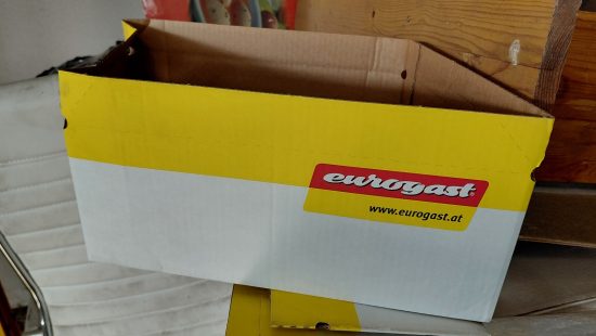 Karton-Stapelsteigen AL