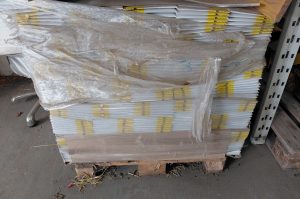 Karton-Stapelsteigen AL