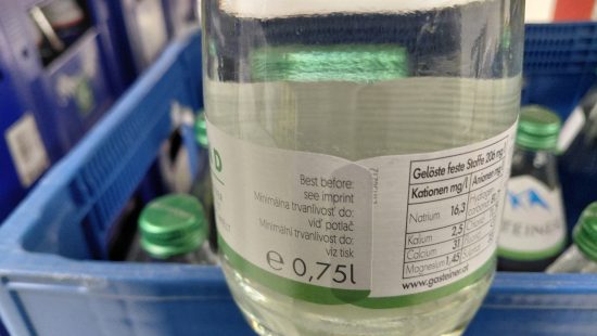 Mineralwasser prickelnd