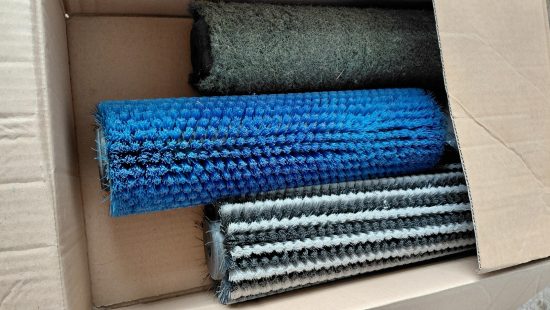 Bodenreinigungsmaschine E