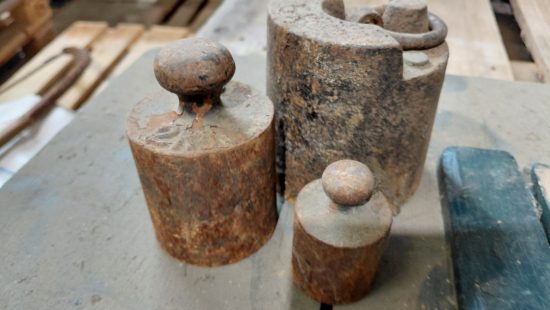 Historische Balkenwaage E