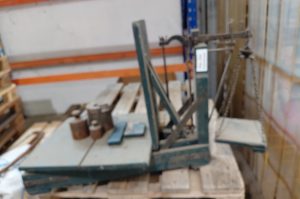Historische Balkenwaage E