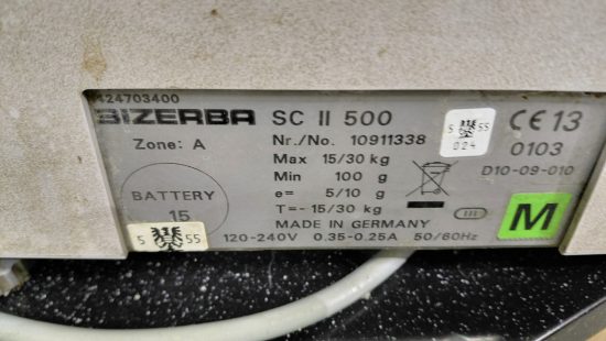 Elektronische Waage O