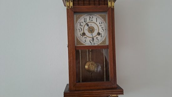 Wanduhr