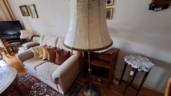 Stehlampe