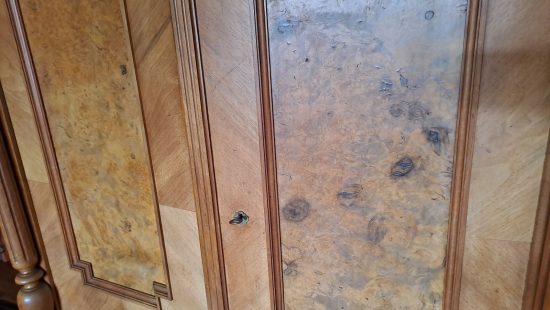Schrank