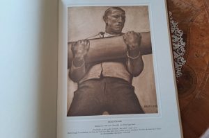 Historische Großbildband