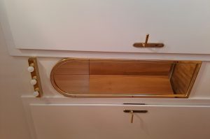 Wandspiegel mit Beleuchtung VZ