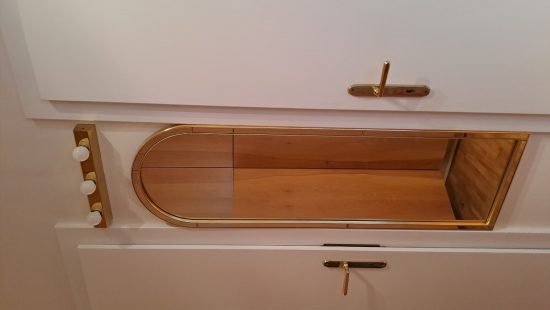 Wandspiegel mit Beleuchtung VZ