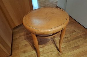 Thonet Hocker VZ