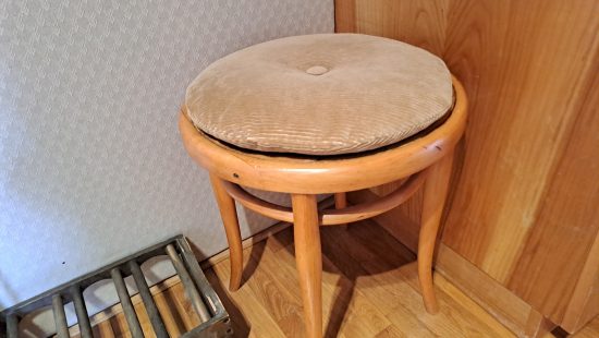 Thonet Hocker VZ
