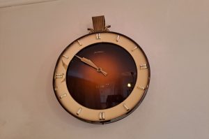 Wanduhr VZ