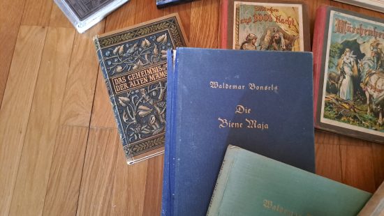 Märchen-und Sagenbücher VZ