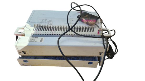 Elektrische Stanzmaschine