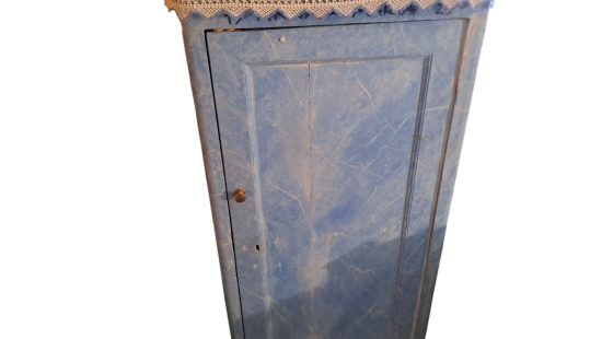 Kleiner Schrank
