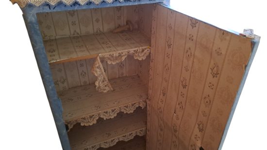 Kleiner Schrank