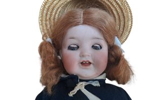 Schlafaugen-Puppe