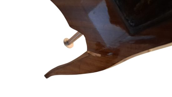 Vitrinenschrank