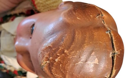 Historische Pappmache-Puppe