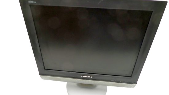 LCD TV