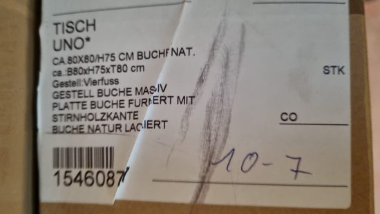 Tisch Uno