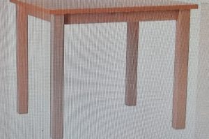 Tisch Uno