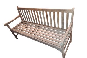 Holzbank