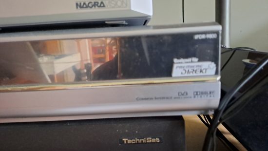 E-Geräte inkl. Rack 1 OG