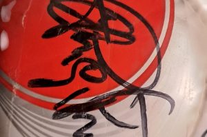 Fußball mit Signaturen 1 OG