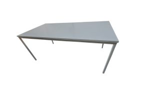 Schreibtisch