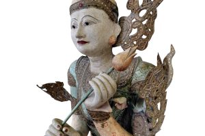 Asiatische Holzstatue