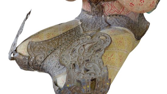 Asiatische Holzstatue