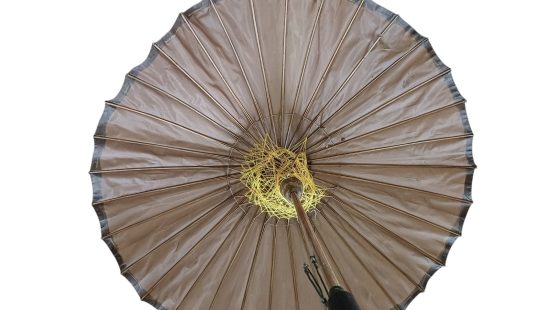 Asiatischer Sonnenschirm