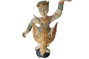 Asiatische Holzstatue