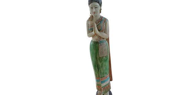 Asiatische Holzstatue