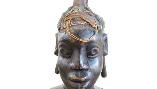 Afrikanische Holzstatue