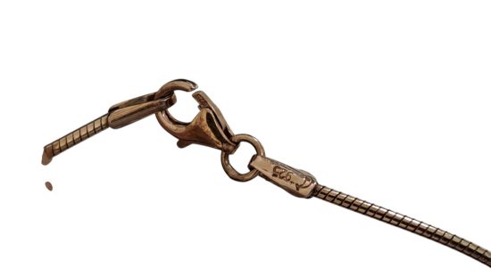 Omega Collier