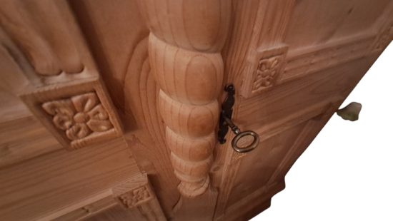 Bauernschrank