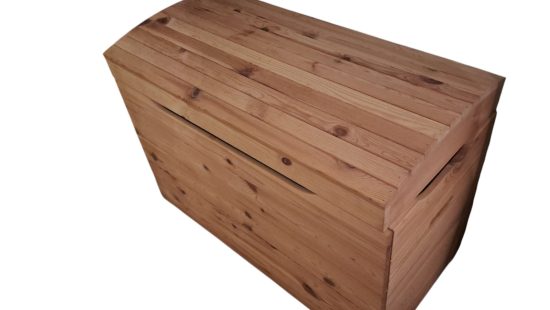 Holztruhe