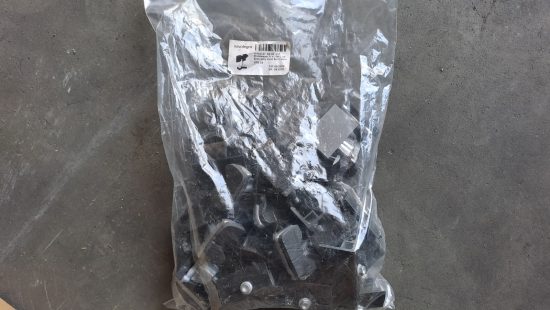 Paletteninhalt mit Montagematerial