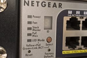 Netgear ProSafe Smart Switch GS752TPS - B7 SR