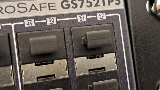 Netgear ProSafe Smart Switch GS752TPS - B7 SR