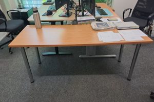 Schreibtisch B7 Z 213