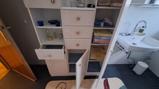 Badezimmerschrank OG