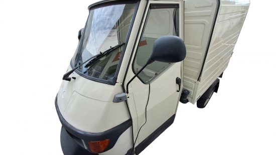 Piaggio Mopedauto FIN:ZAPC8000000160088