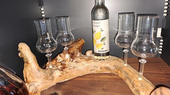 Holzdeko mit Alkohol