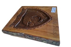 Holzschnitzerei R