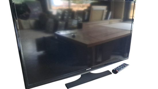 TV Gerät R