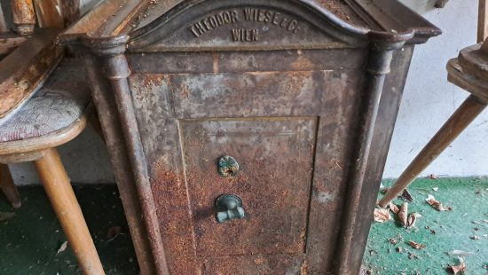 Historischer Tresor A