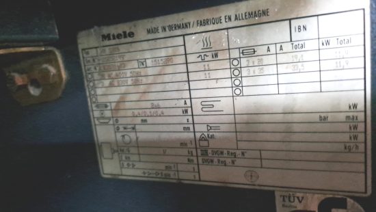 Bügelmaschine A